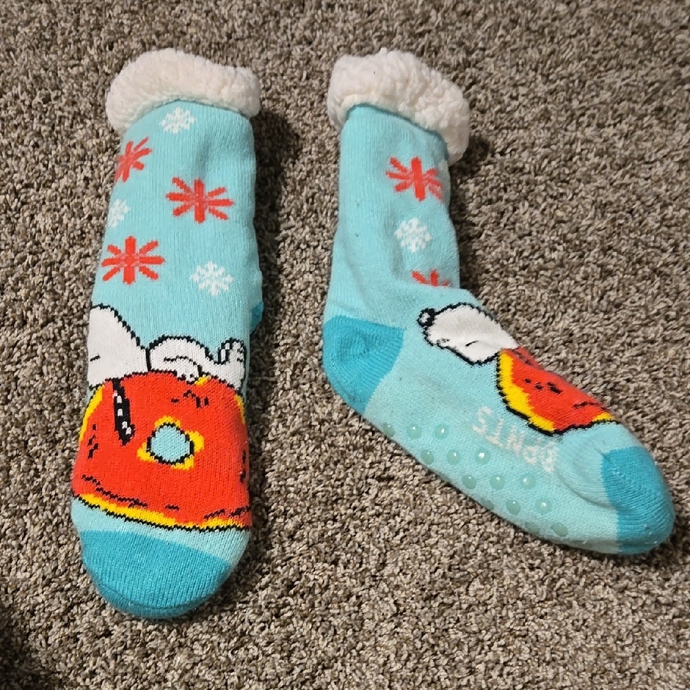 Snoopy Fuzzy Socks with Grips